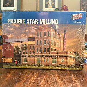Walthers Cornerstone Series HO Scale Prairie Star Milling Structure Kit